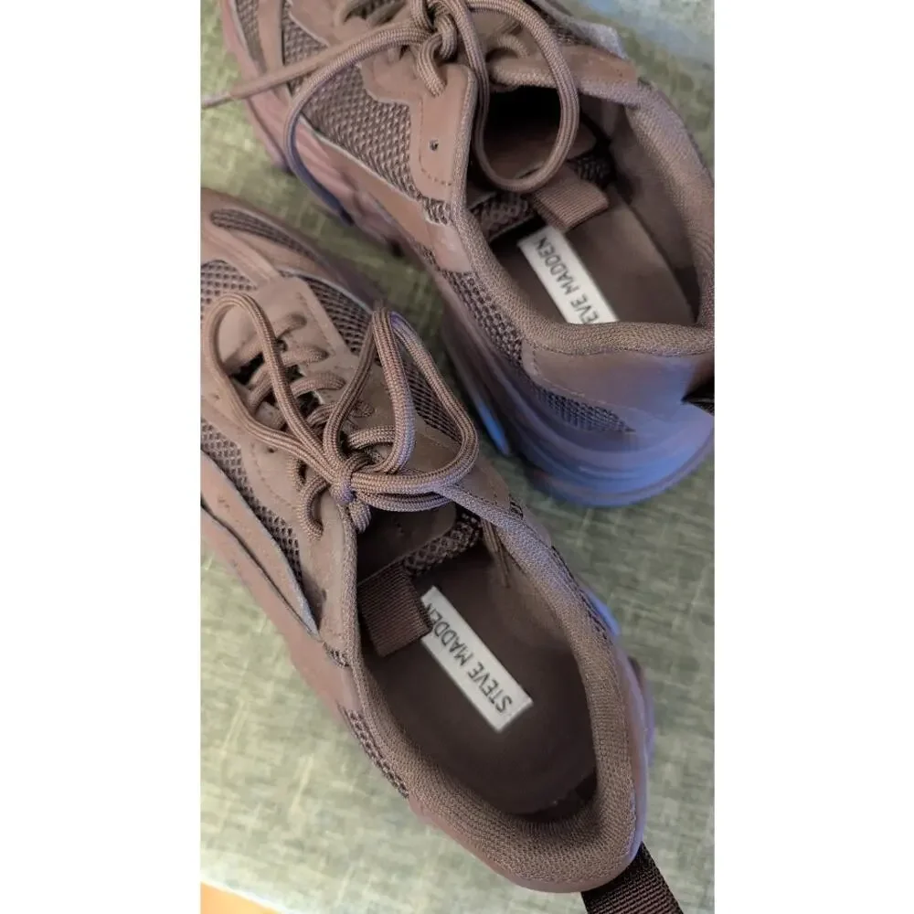 Steve Madden Possession Sneakers, size 9 (US)